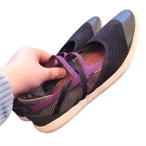 Teva Black Strappy Ballet Flats Size 7.5